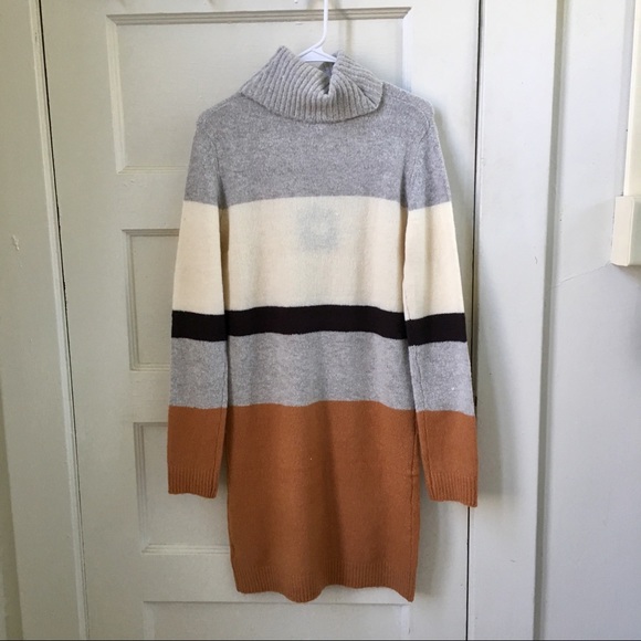 QED London Sweater Dress - Picture 4 of 5